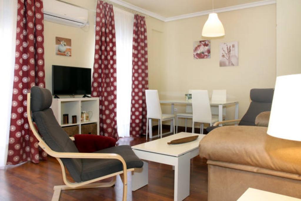Apartamento Santa Marina กอร์โดบา ภายนอก รูปภาพ